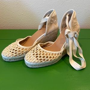 ❗️ must sell ❗️ Castaner Beachy Wedges